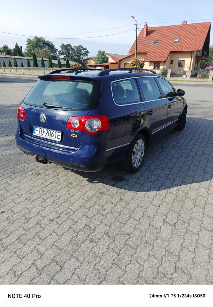 Volkswagen Passat - 3
