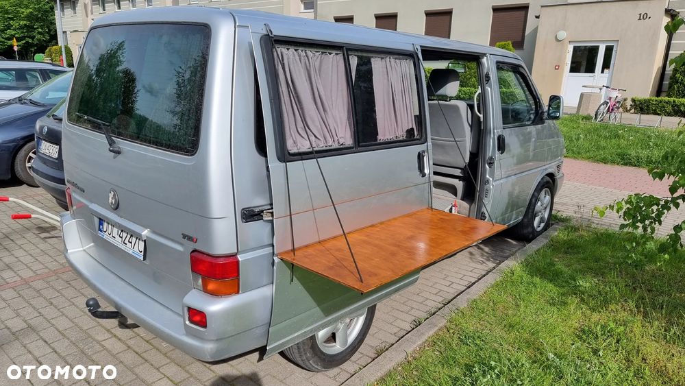 Volkswagen Multivan - 26