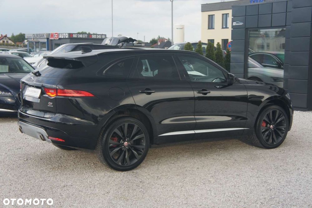 Jaguar F-Pace - 5