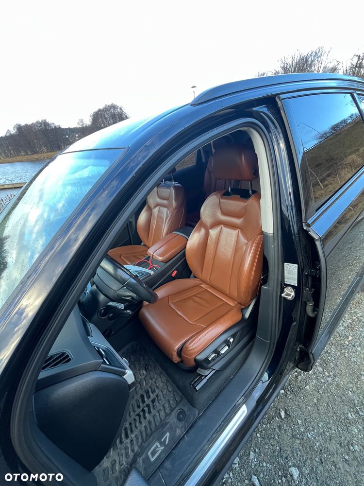 Audi Q7 3.0 TDI Quattro Tiptronic - 11