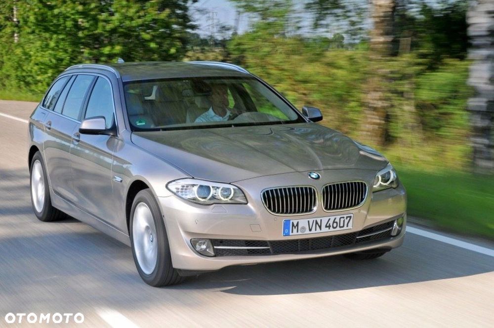 PAS PRZEDNI KIEROWNICA POWIETRZA WLOT ŻALUZJA BELKA DOLNA BMW F10 F11 2009+ - 5