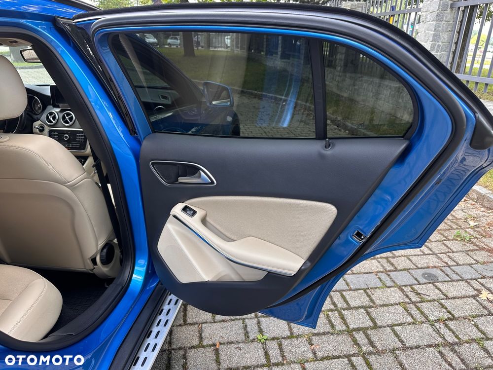 Mercedes-Benz GLA 180 (CDI) d Style - 23