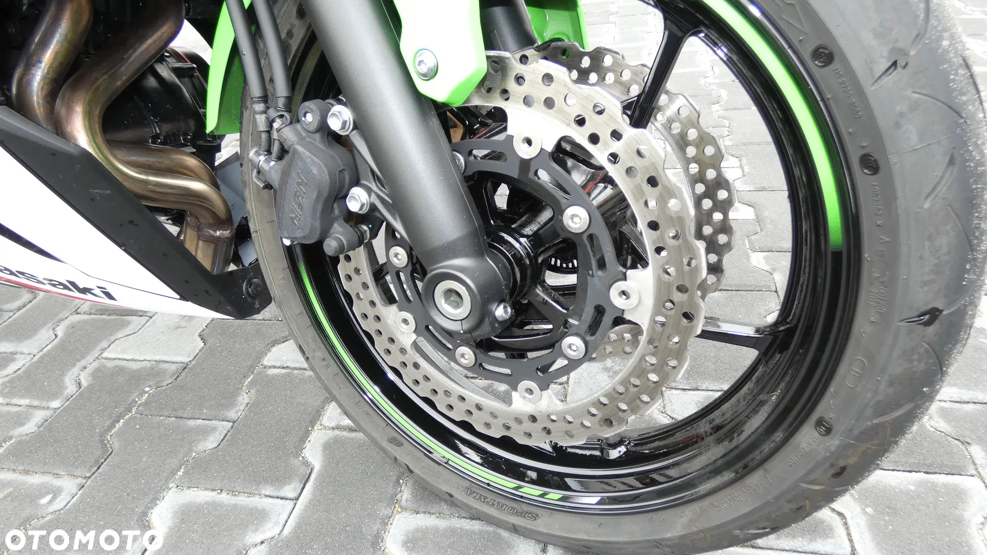 Kawasaki Ninja - 16