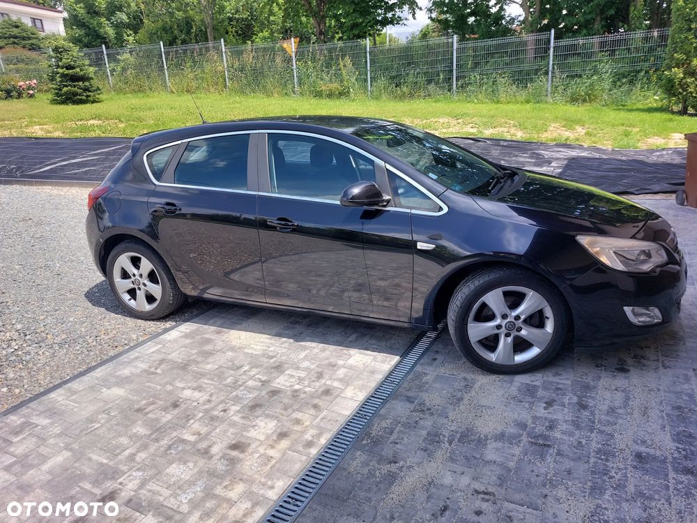 Opel Astra 1.7 CDTI DPF Cosmo - 7