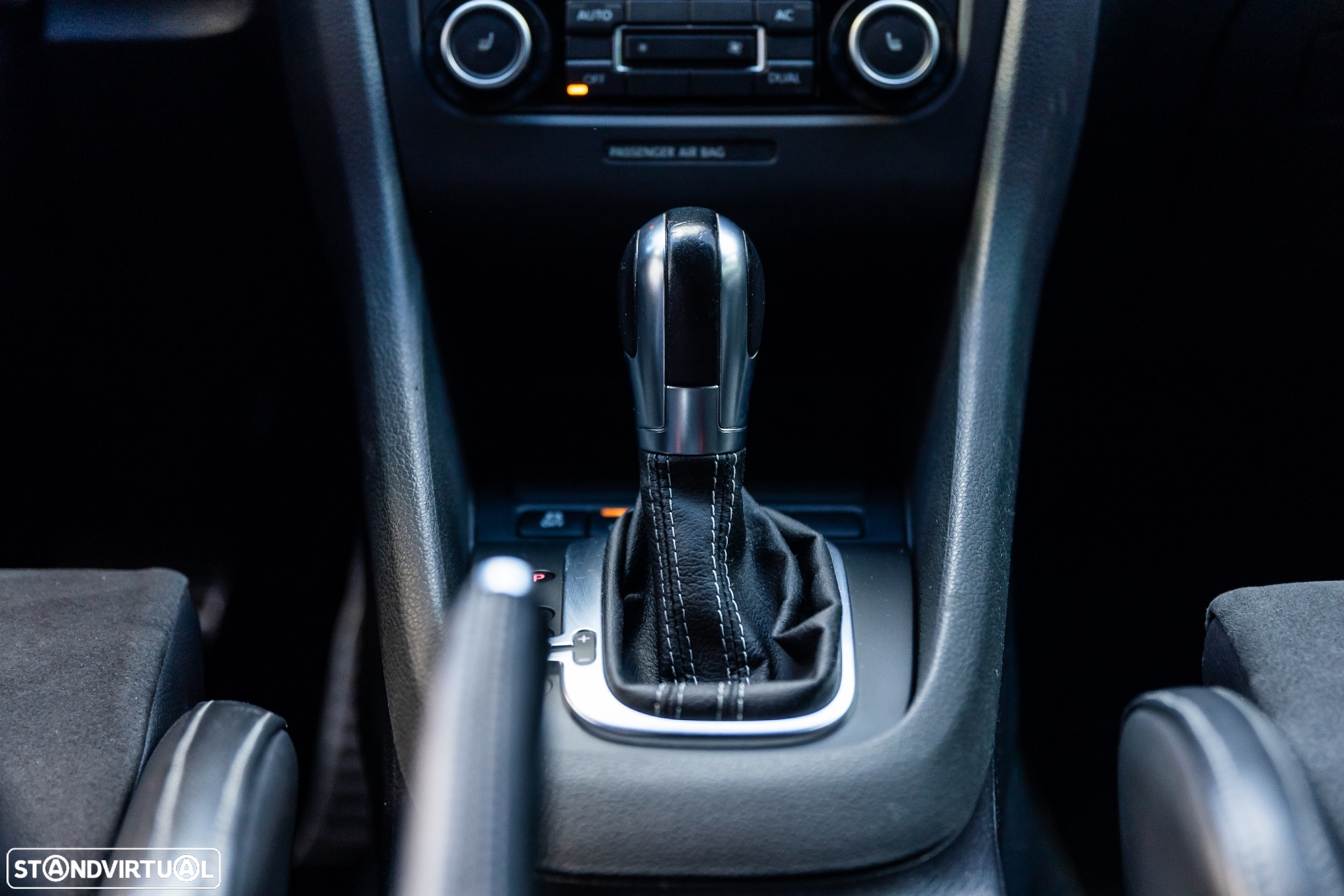 VW Golf 2.0 R DSG - 22