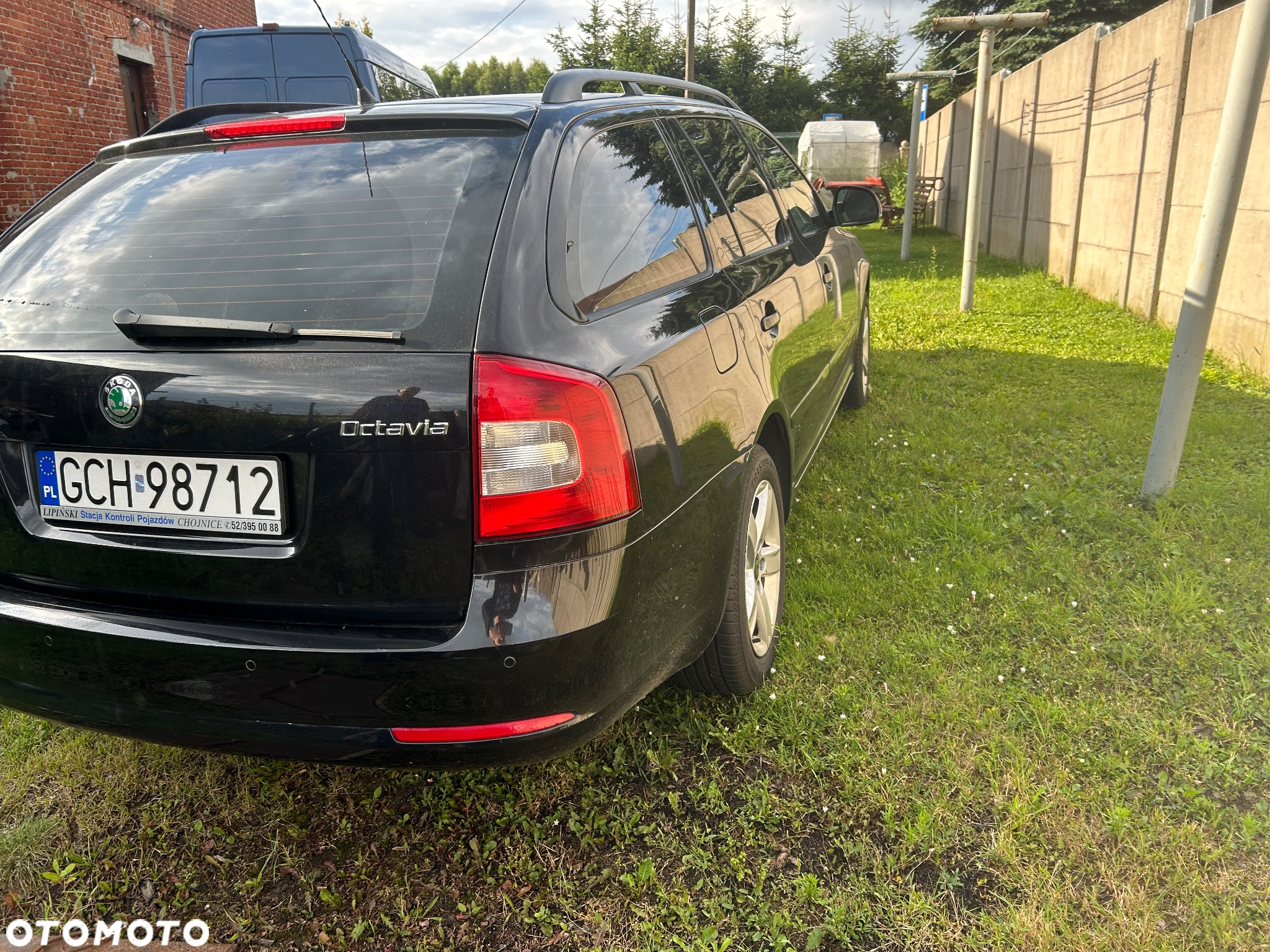 Skoda Octavia 1.6 Ambiente - 12