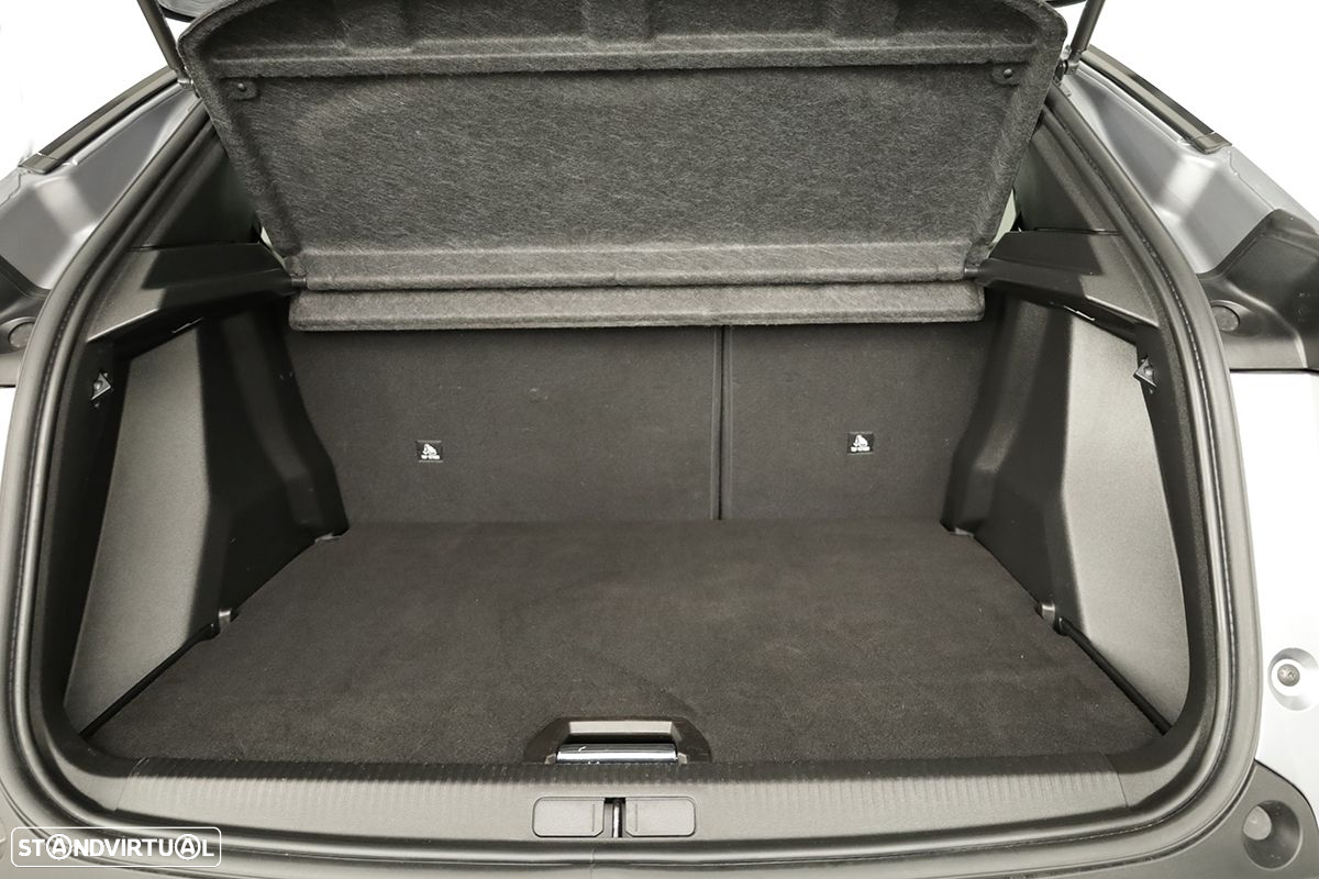 Peugeot 2008 1.2 PureTech Allure - 22