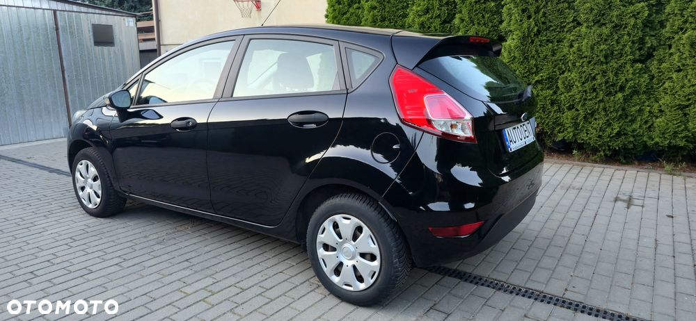 Ford Fiesta - 5