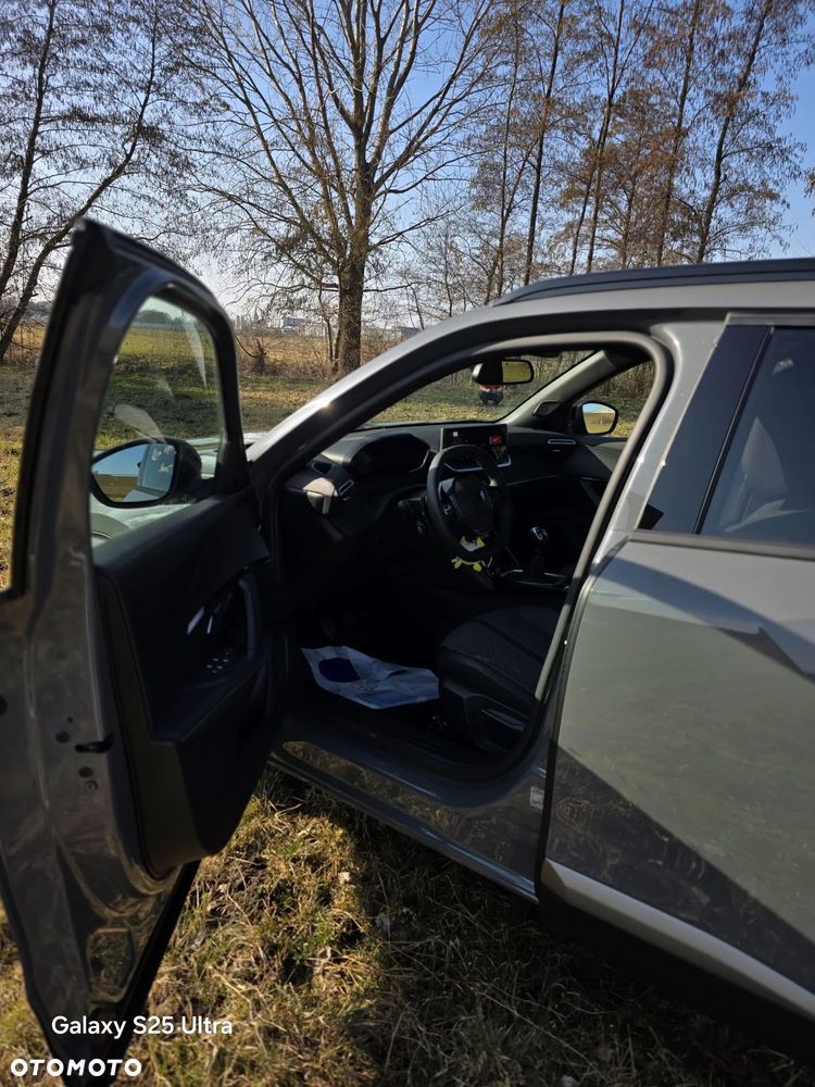 Peugeot 2008 - 11