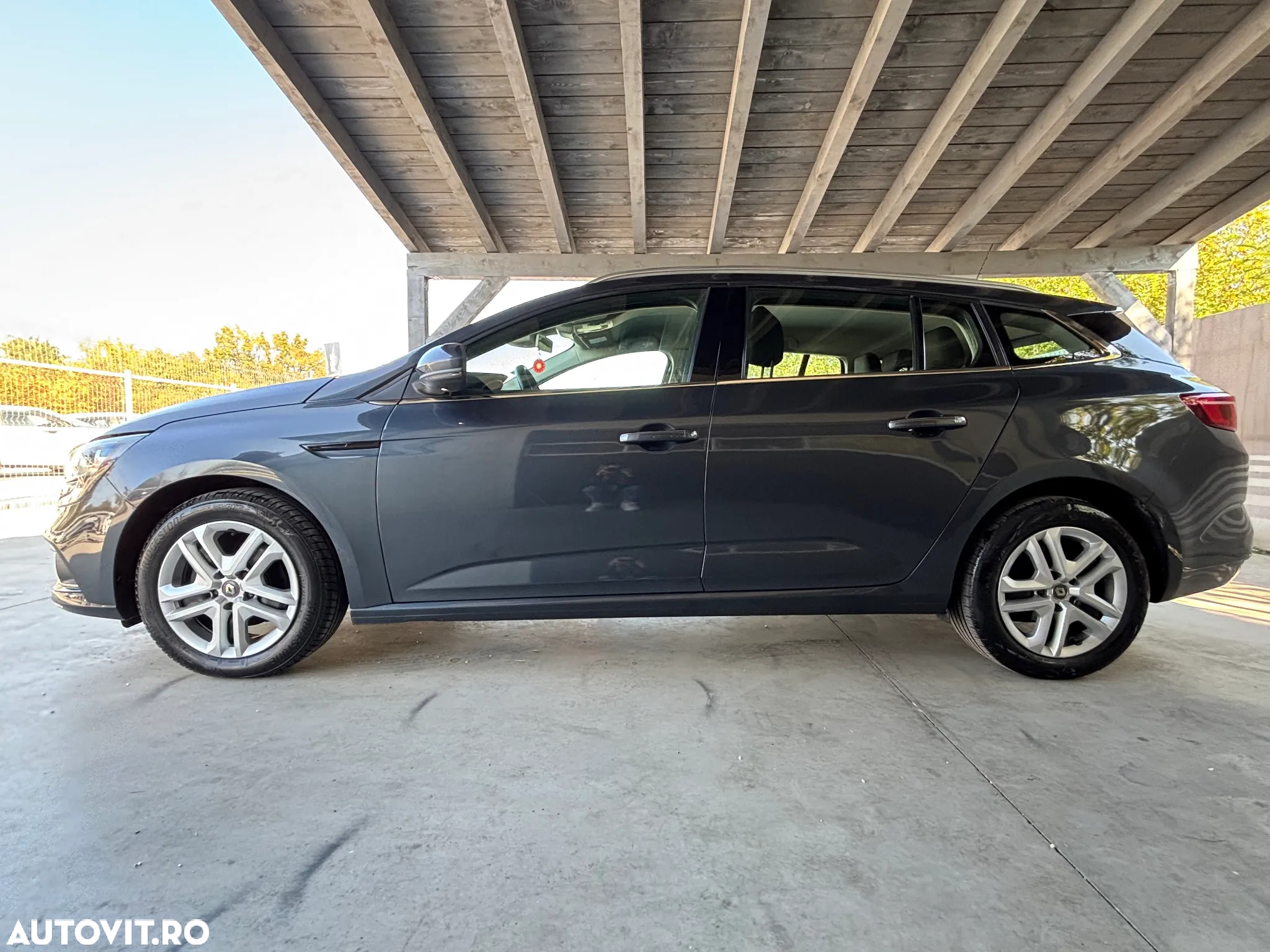 Renault Megane BLUE dCi Business - 6