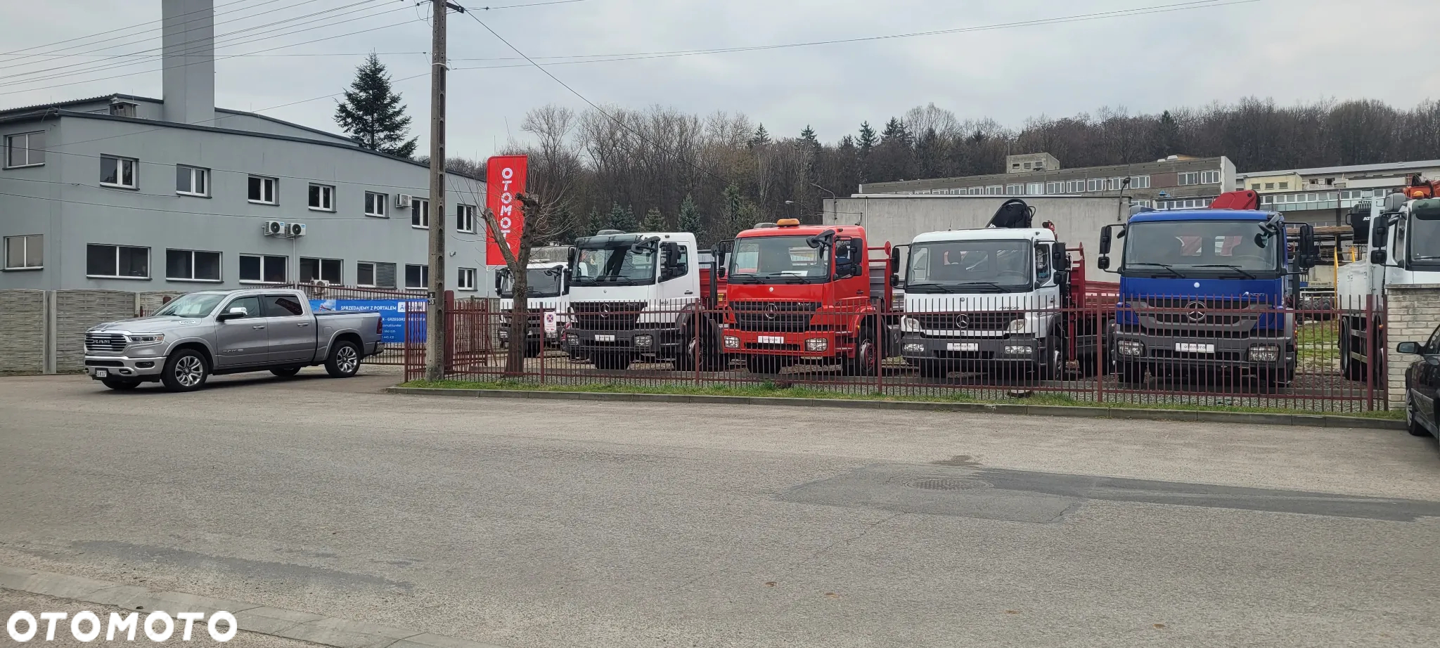 Mercedes-Benz AXOR 1833 330KM HDS ŻURAW DŹWIG SIODEŁKO KRÓTKI ROZSTAW OSI - 19