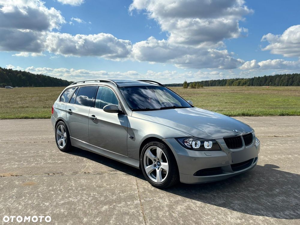 BMW Seria 3 320d - 8