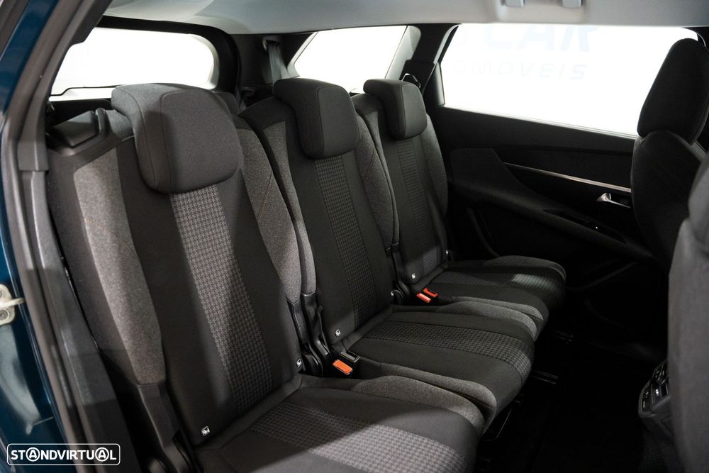 Peugeot 5008 1.2 PureTech Allure EAT8 - 14