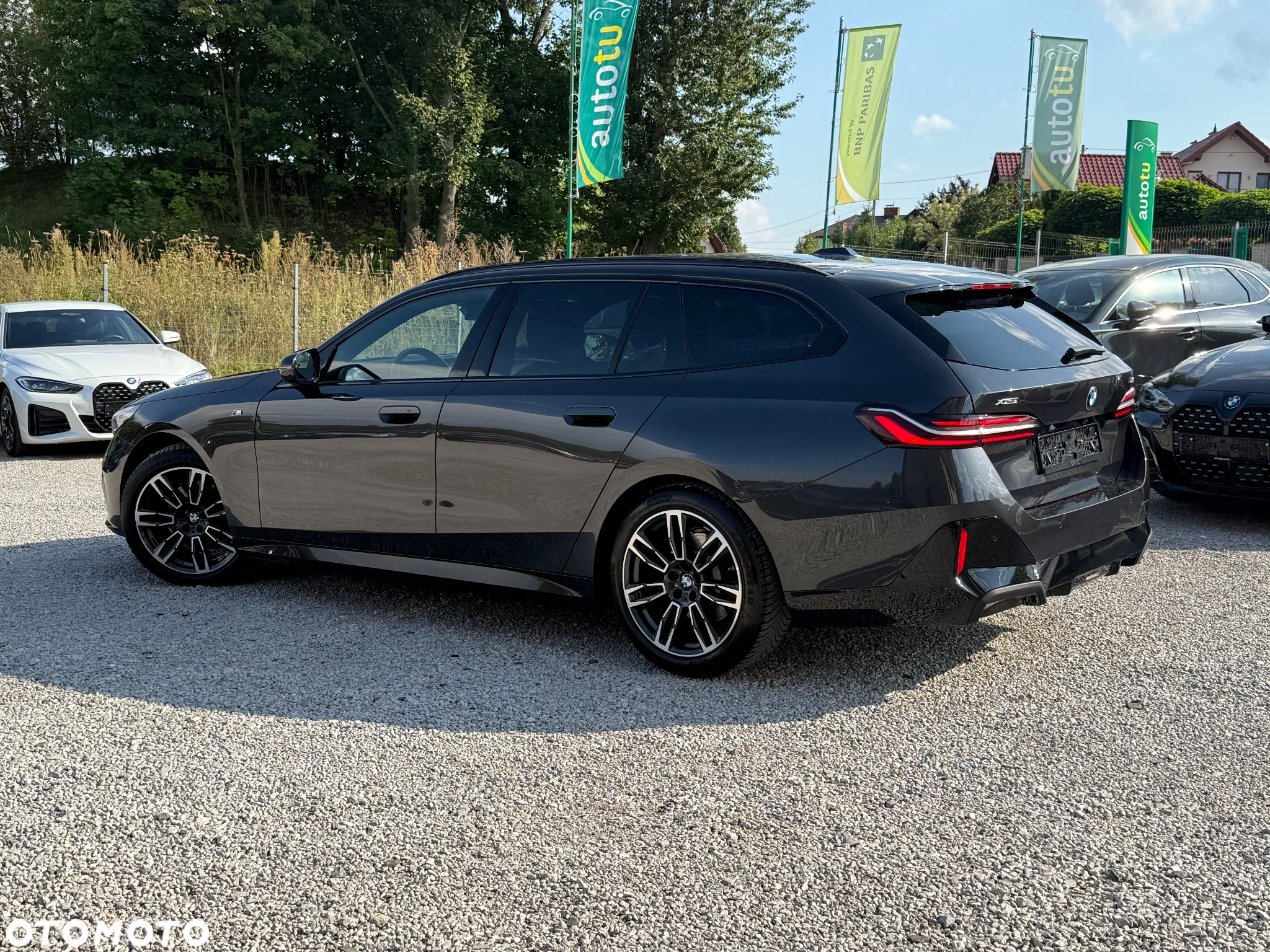 BMW Seria 5 520d xDrive Touring - 32