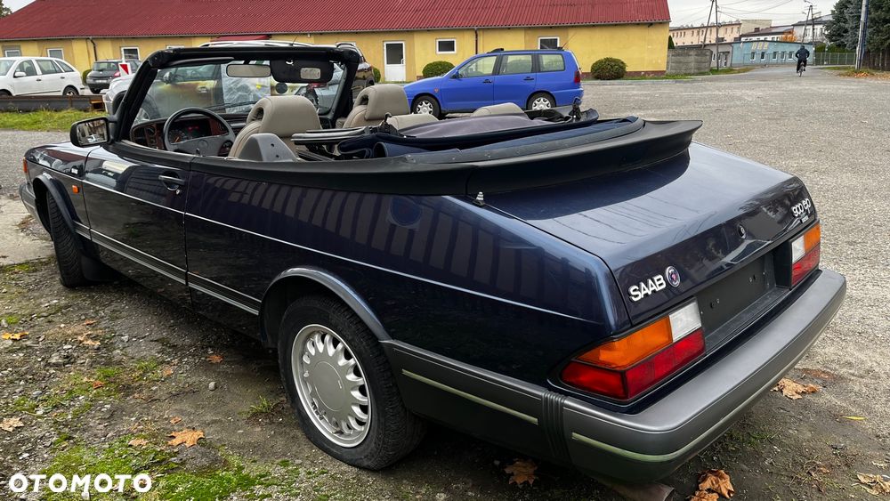 Saab 900 - 1