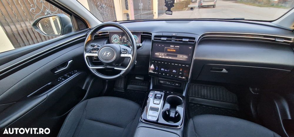 Hyundai Tucson 1.6 T-GDi HEV 2WD Select - 11