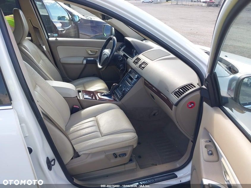 Volvo XC 90 - 4