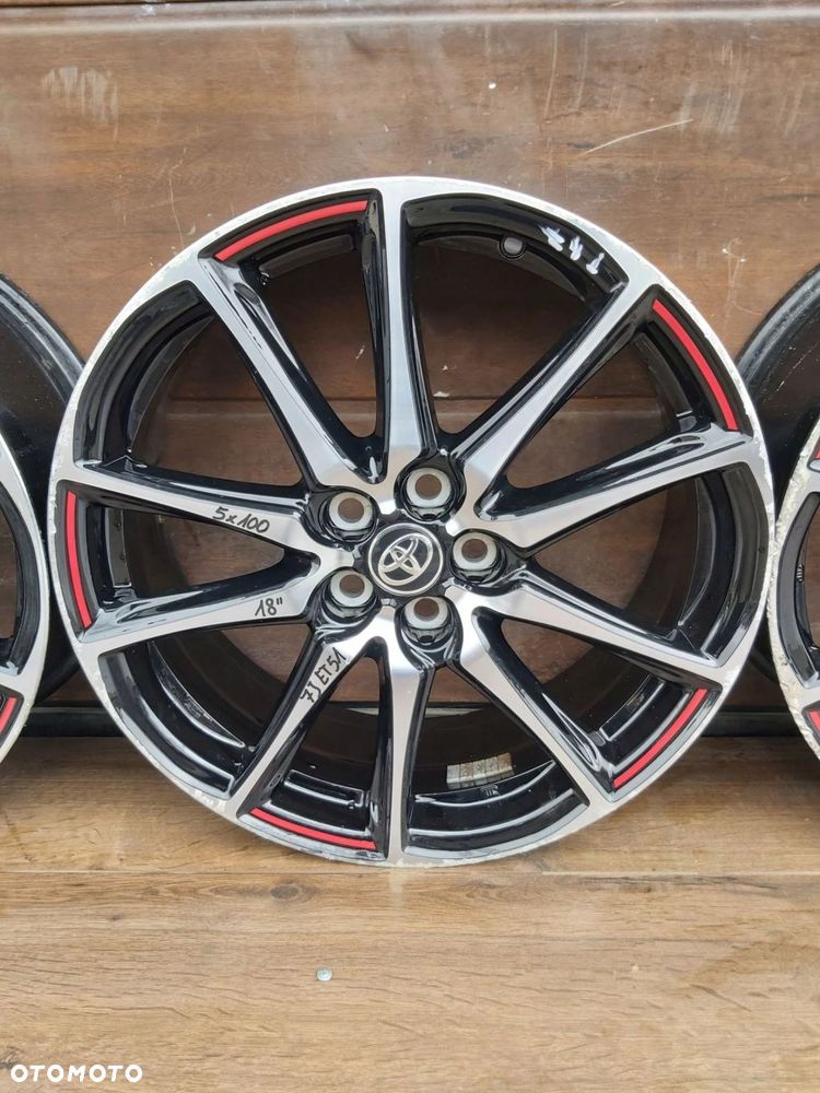 Toyota Yaris IV GR alufelgi 18 felgi 5x100 42611-0DM90 - 3