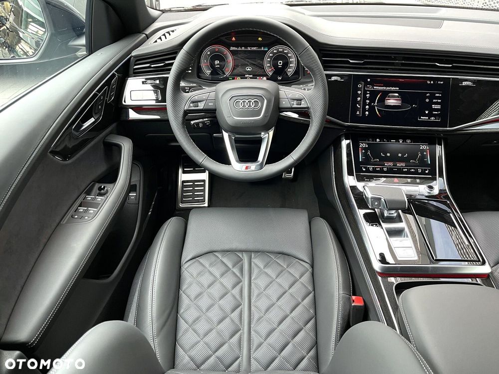 Audi Q8 - 5