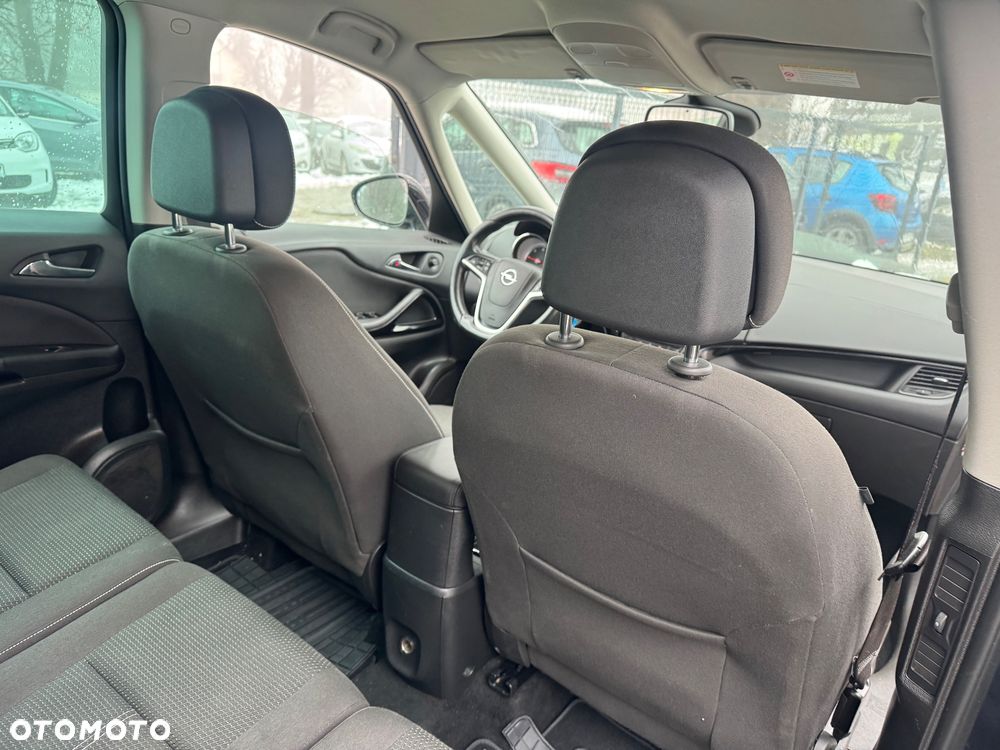Opel Zafira - 23