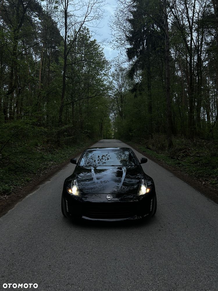 Nissan 370 Z - 17