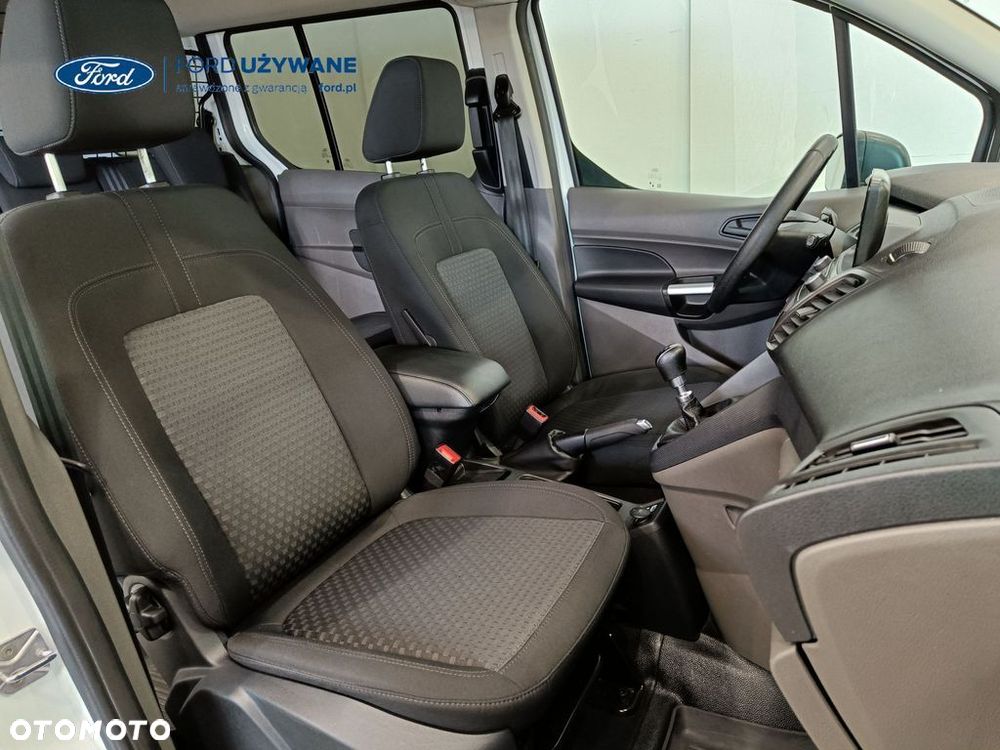 Ford Transit Connect - 13
