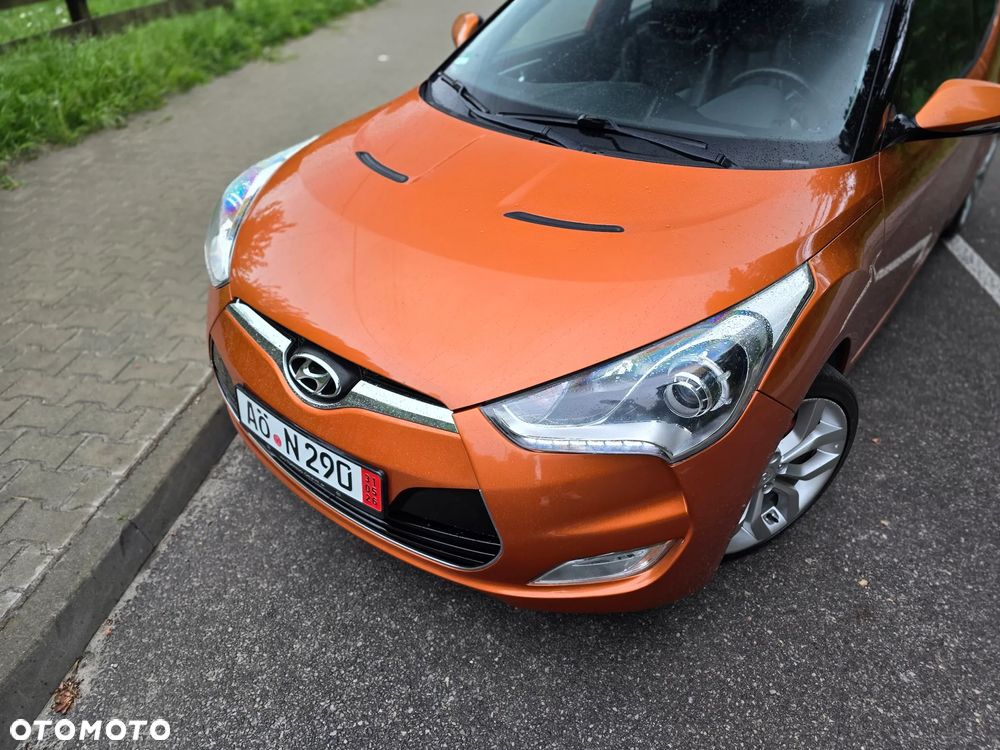Hyundai Veloster 1.6 GDI Premium - 36