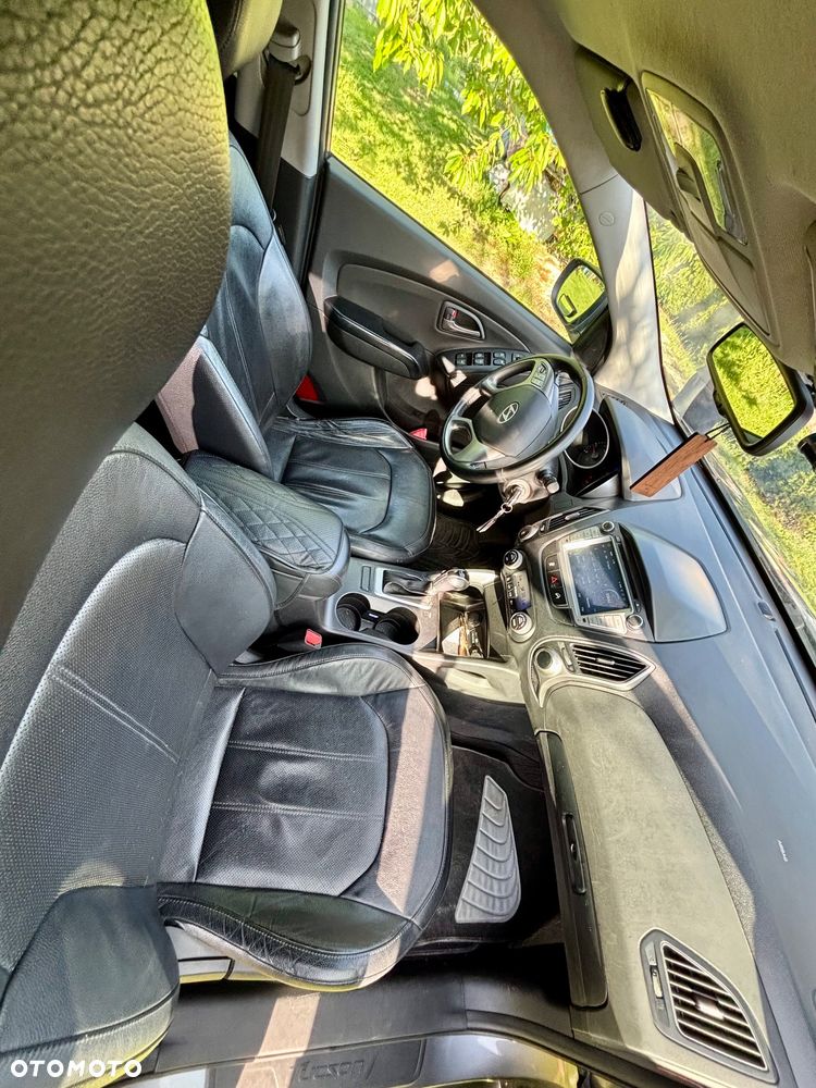 Hyundai Tucson 2.0 CRDi 2WD Automatik GLS - 32