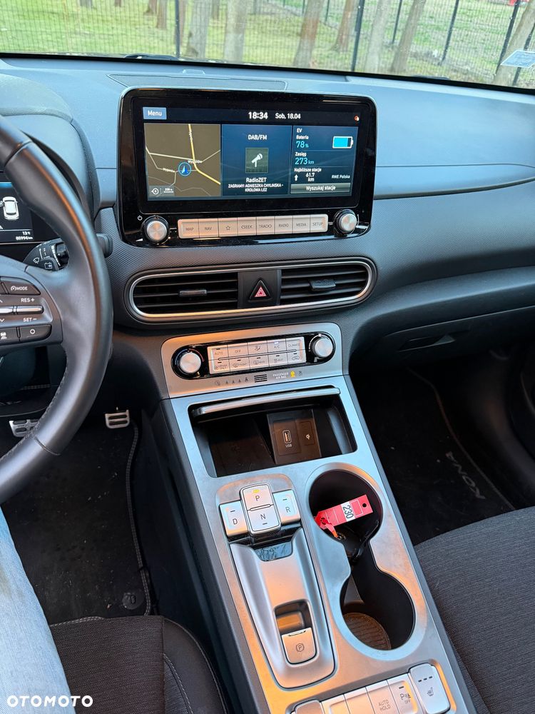 Hyundai Kona Premium - 13