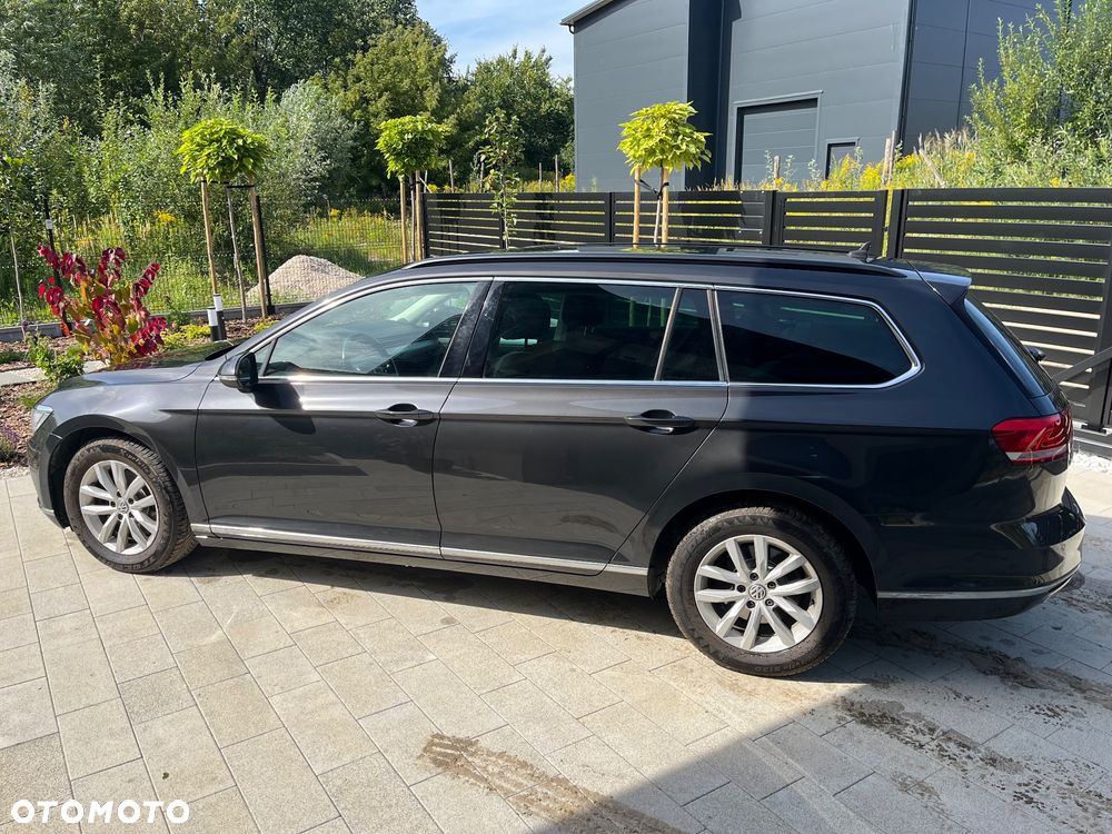 Volkswagen Passat 2.0 TDI Elegance DSG - 2