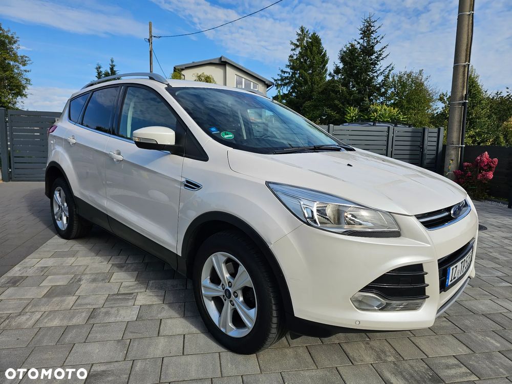 Ford Kuga 2.0 TDCi 2x4 Titanium - 22