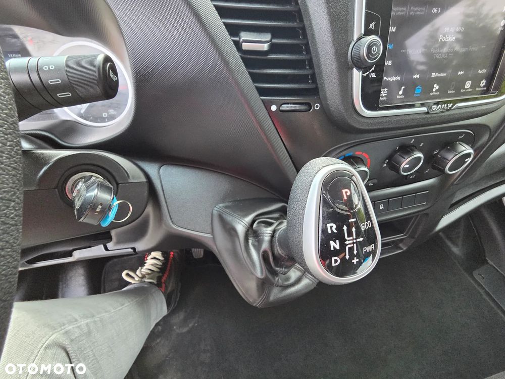 Iveco 35S16 Chłodnia CARIRER 350 xarios rej.03/2024 km40000 automat - 16