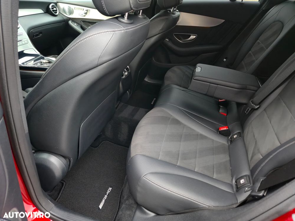 Mercedes-Benz GLC Coupe 250 4Matic 9G-TRONIC AMG Line - 30