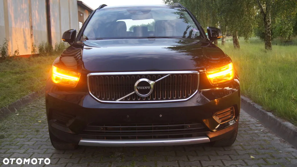 Volvo XC 40 T2 Momentum Core - 26