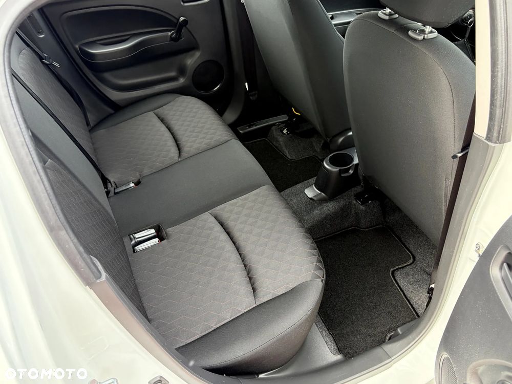 Mitsubishi Space Star 1.2 Select - 16
