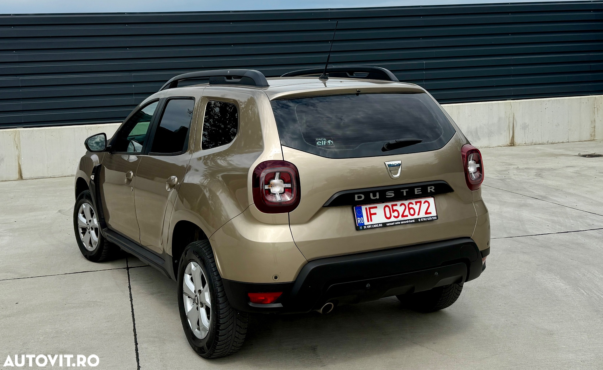 Dacia Duster 1.6 SCe Comfort - 3