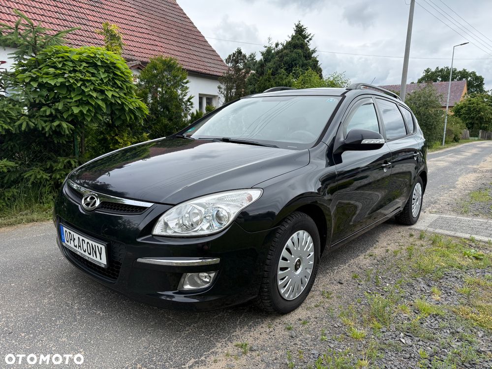 Hyundai i30 i30cw 1.6 Edition Plus - 1