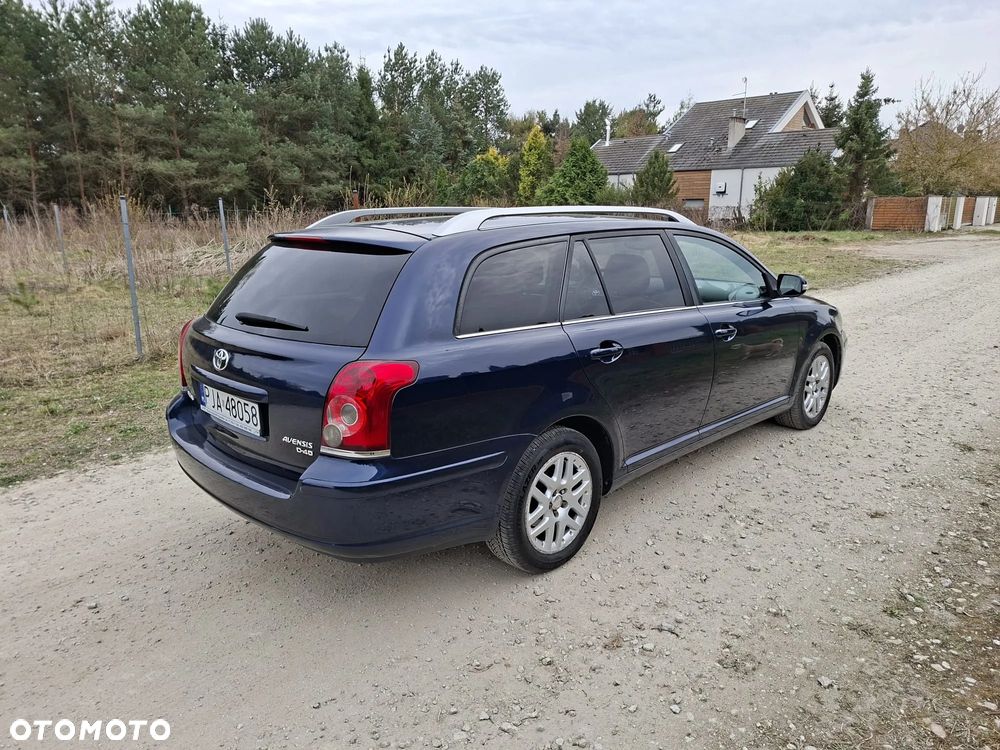Toyota Avensis 2.0 D-4D Travel - 4