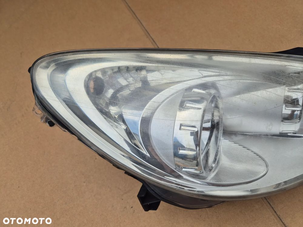 Opel Corsa D lampa prawa.2006-2011.Valeo.EU. - 4