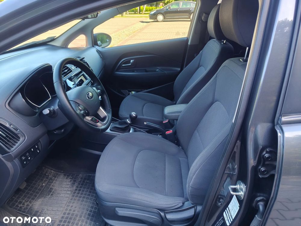 Kia Rio 1.2 Business Line - 6