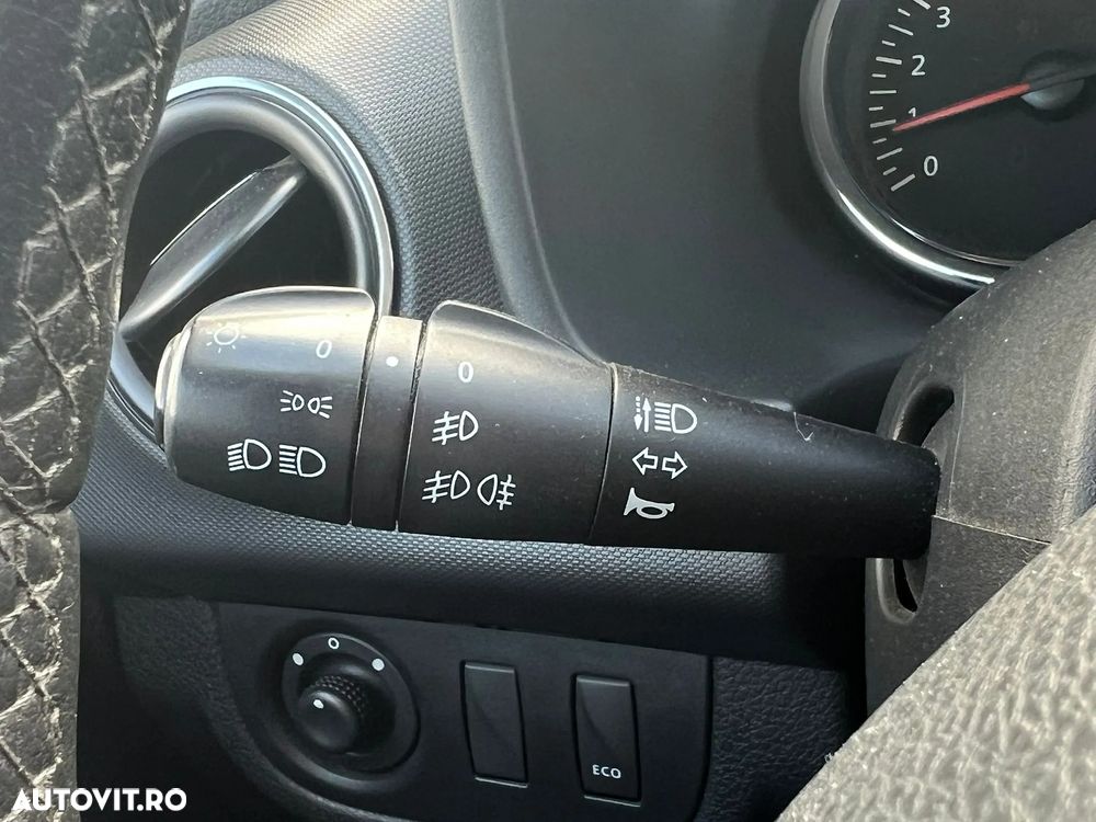 Dacia Sandero Stepway 0.9 TCe - 19