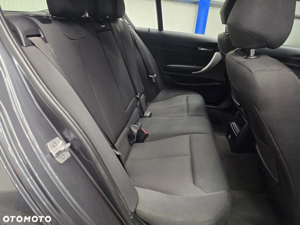 BMW Seria 1 116d EfficientDynamics Edition Sport Line - 23