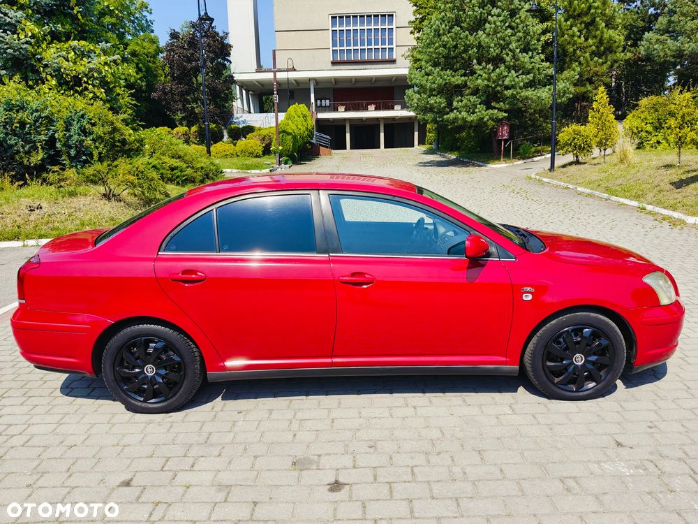 Toyota Avensis 2.0 D-4D Prestige - 4