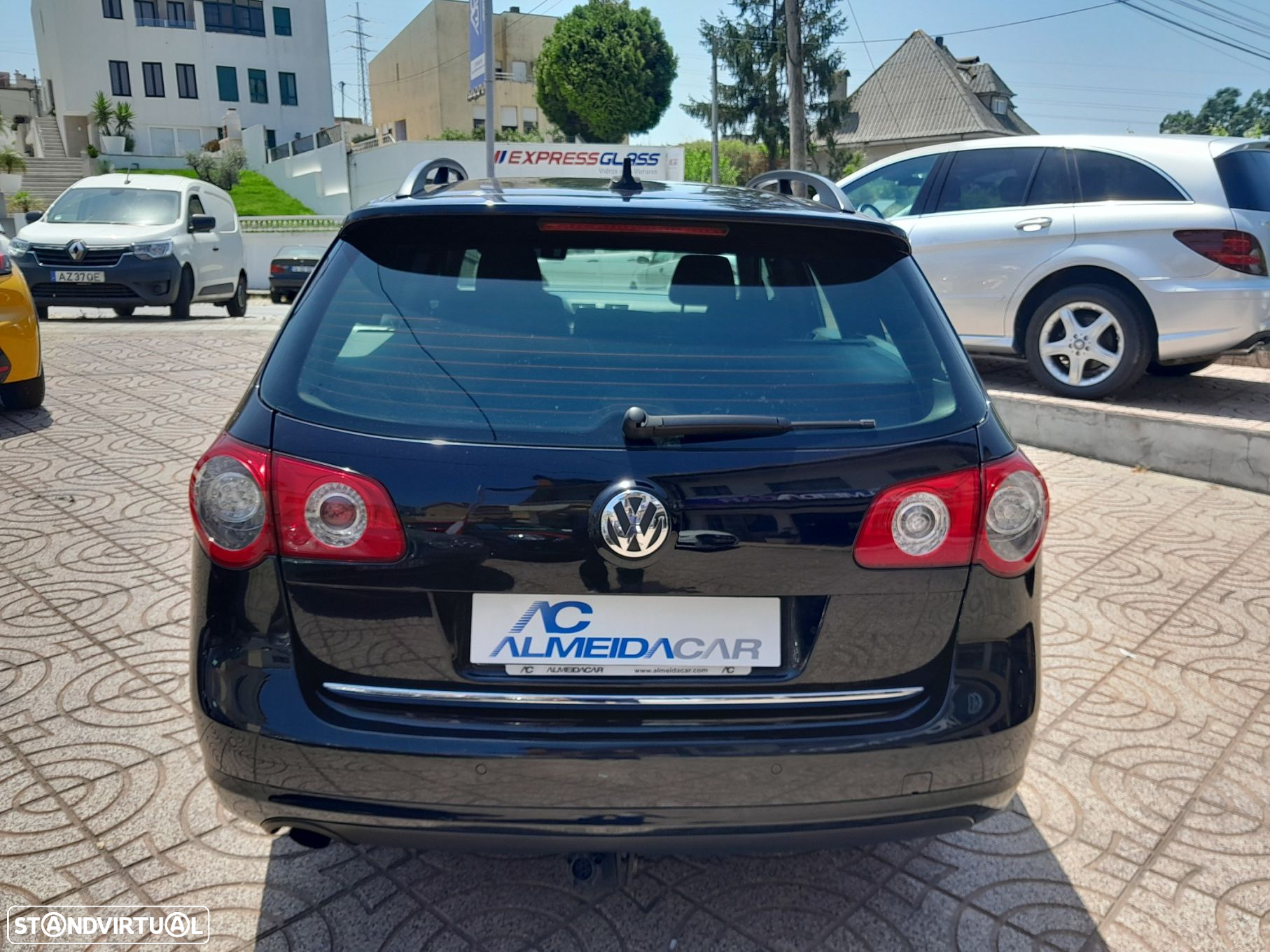 VW Passat Variant 1.6 TDI BlueMotion - 9