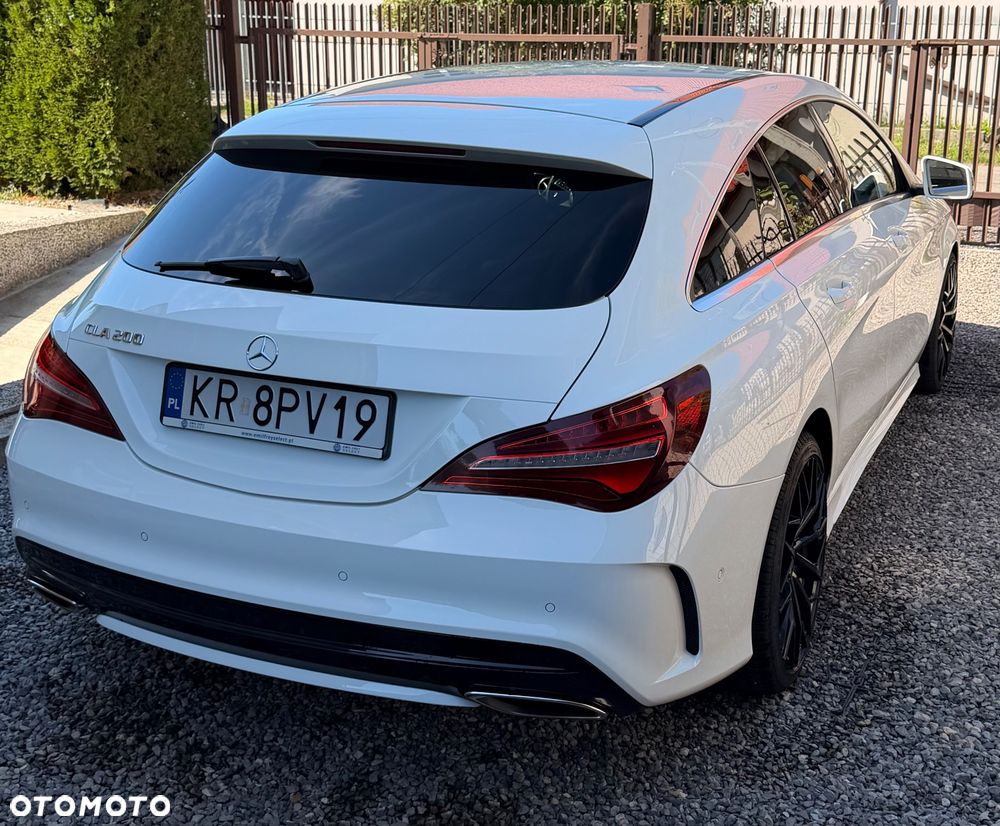 Mercedes-Benz CLA 200 7G-DCT AMG Line - 5