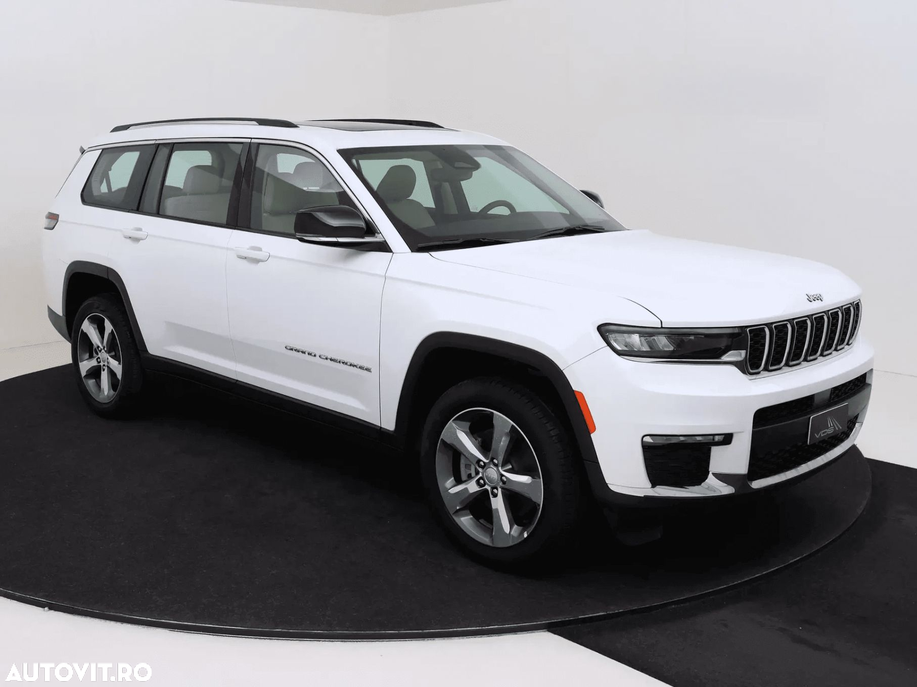Jeep Grand Cherokee - 3