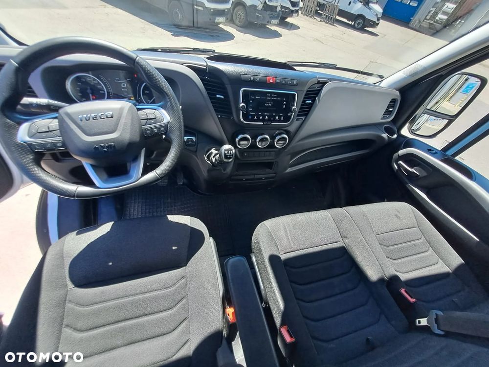 Iveco Daily | 50C18 | 3 litry  | Bliźniak | Kontener |  8EP |  Full Led - 11