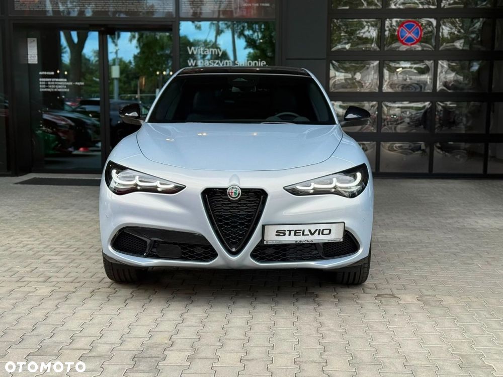 Alfa Romeo Stelvio - 4