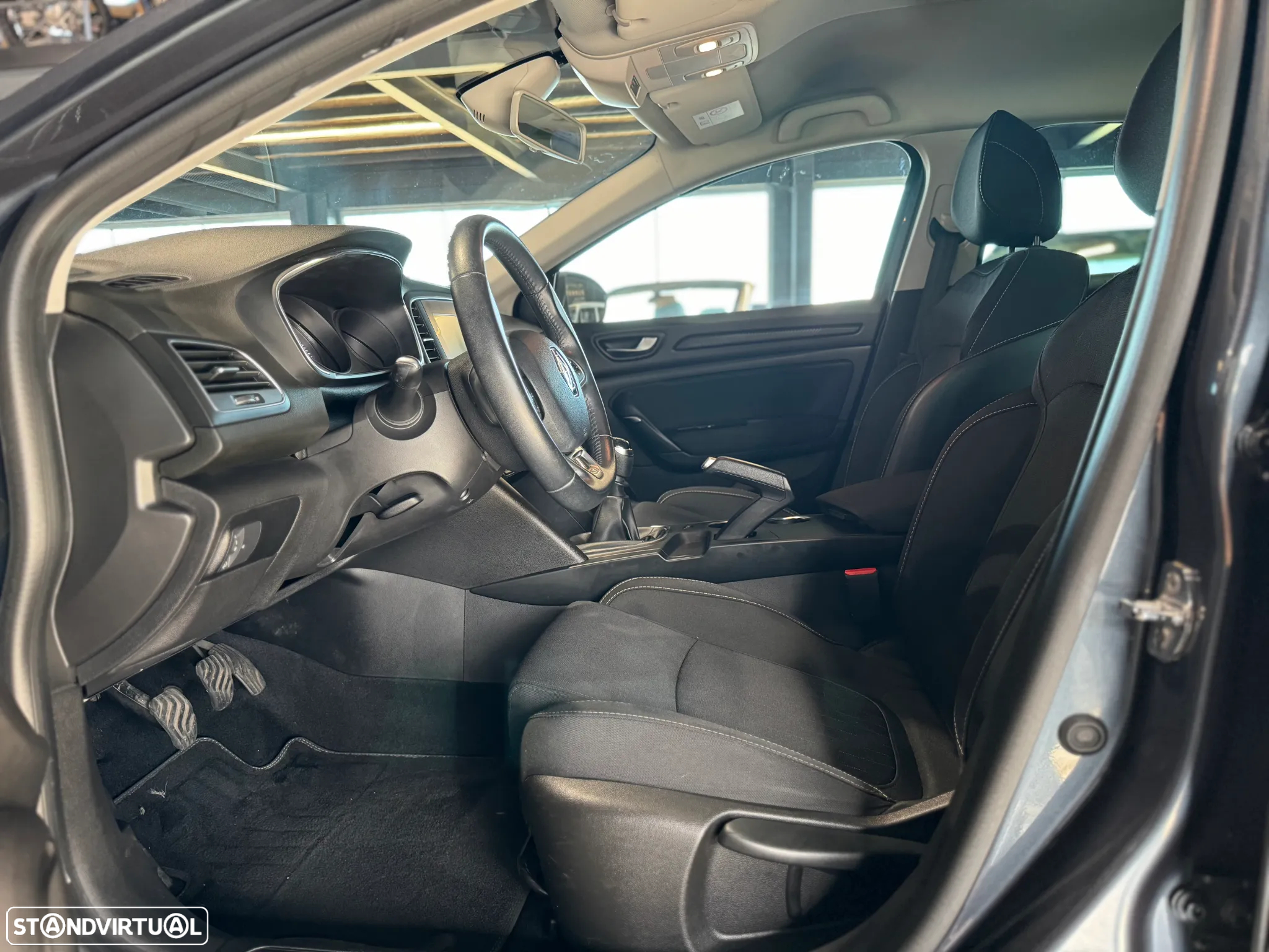 Renault Mégane 1.5 Blue dCi Limited - 23