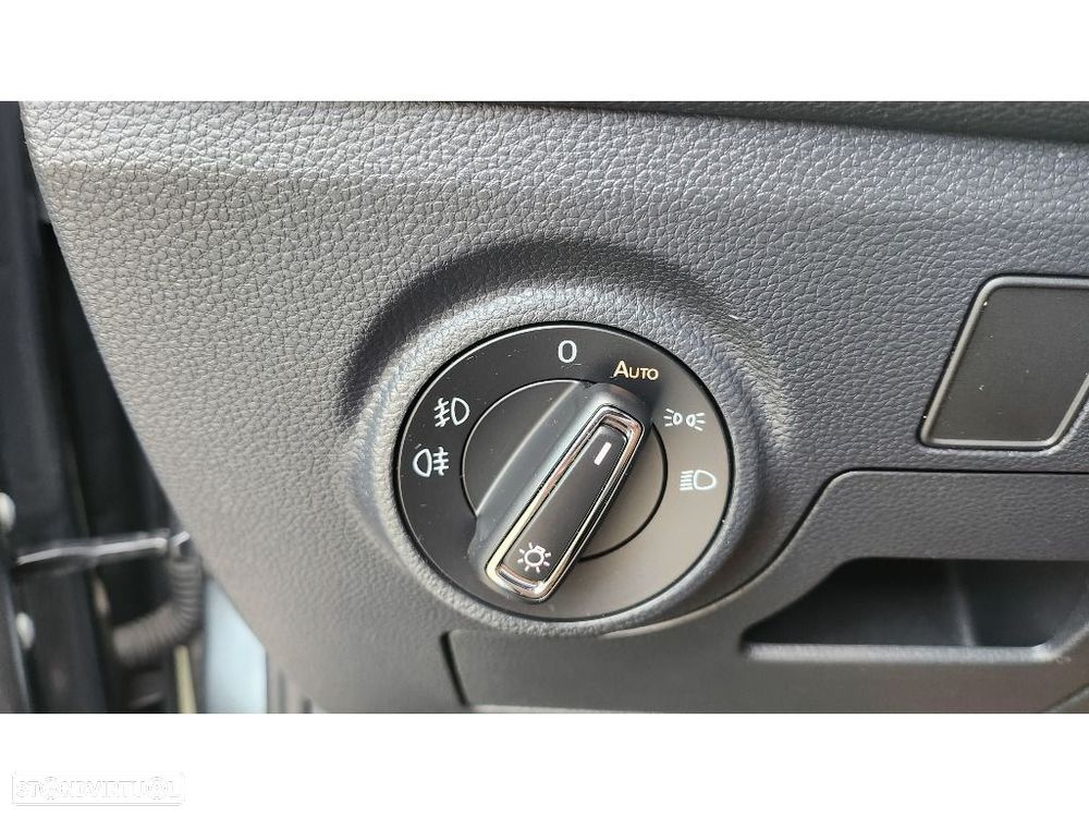 SEAT Arona 1.0 TSI FR - 4